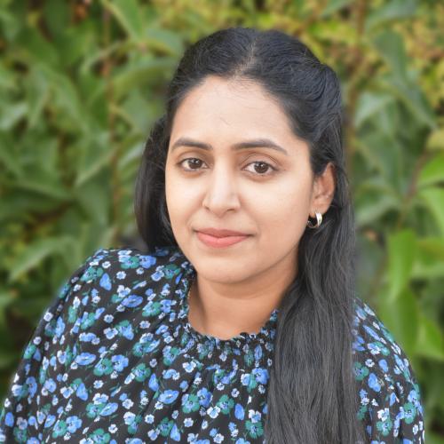 Divya Garikapati headshot
