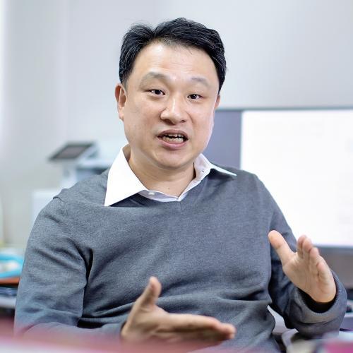 Hyundong Shin