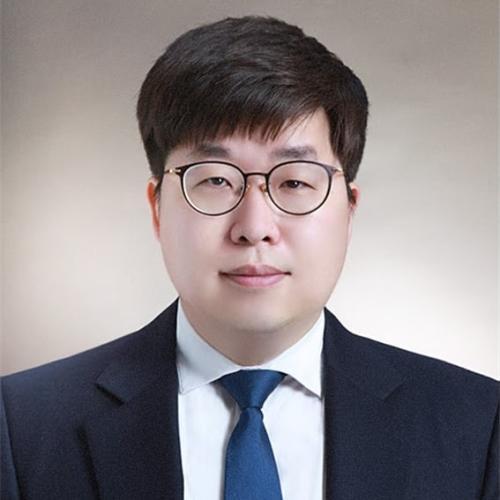 Namyoon Lee