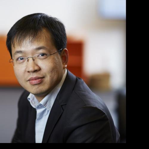 Yan Zhang headshot