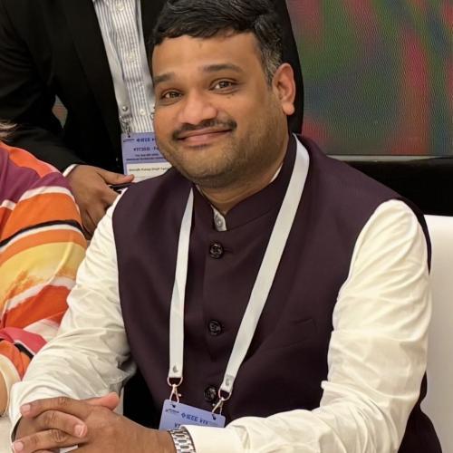 M.V.V Prasad Kantipudi headshot