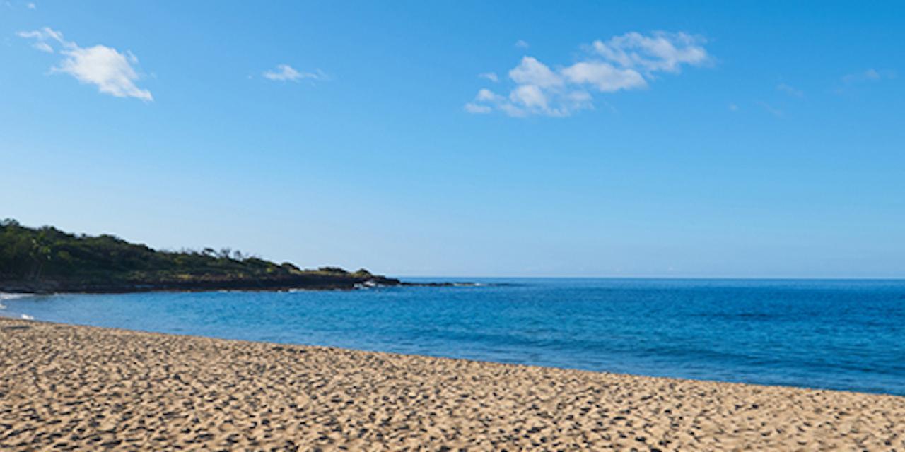 View of the coastline, Honolulu, Hawaii