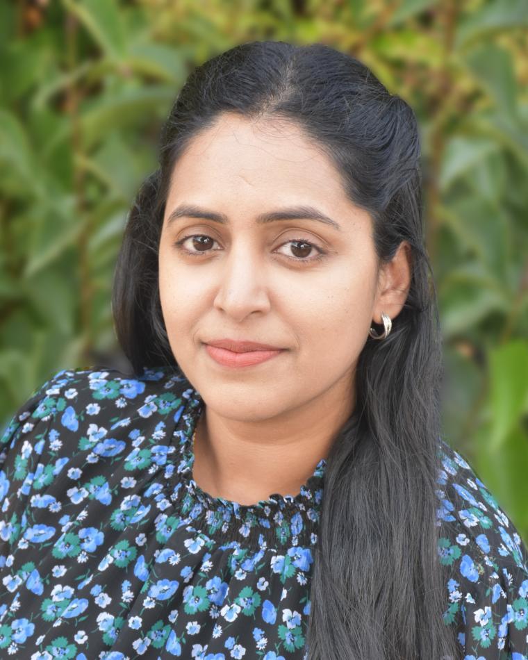 Divya Garikapati headshot