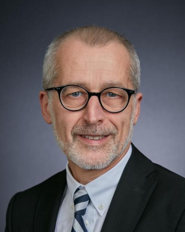 J.R. Cruz