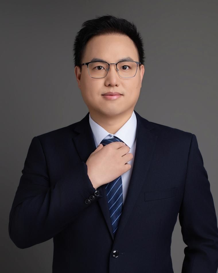 Changfu Zou
