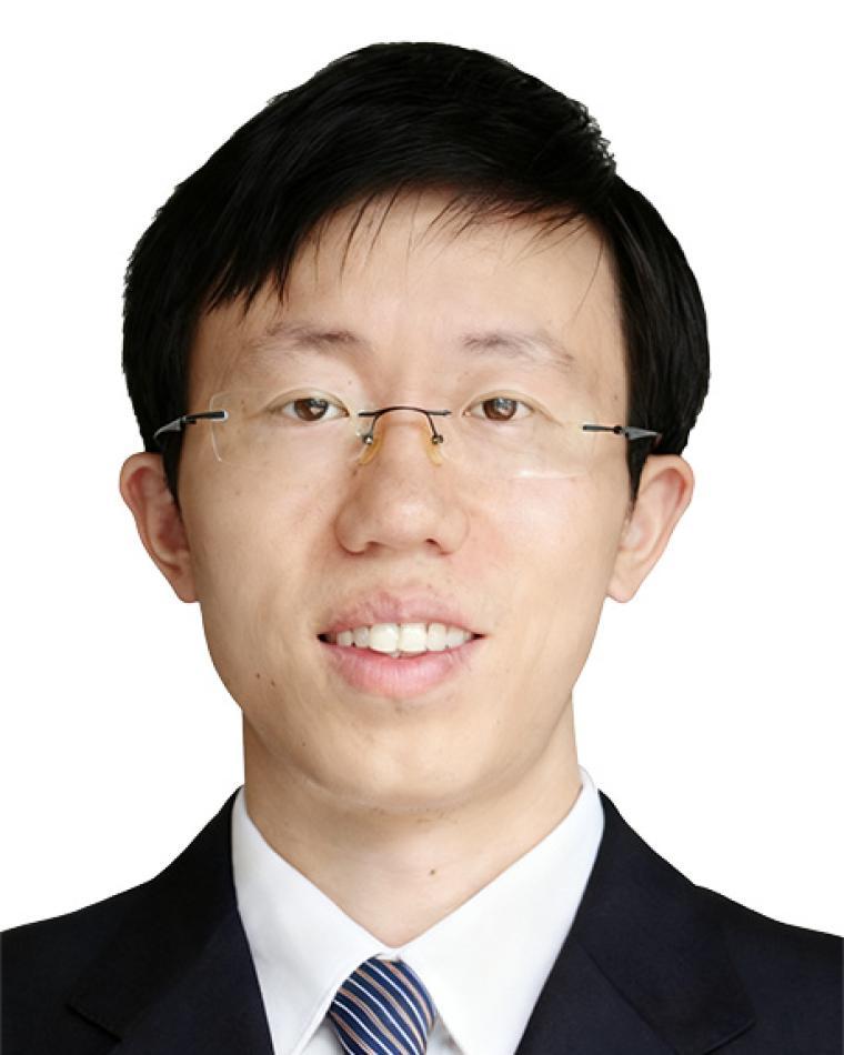 Chenhao Qi headshot