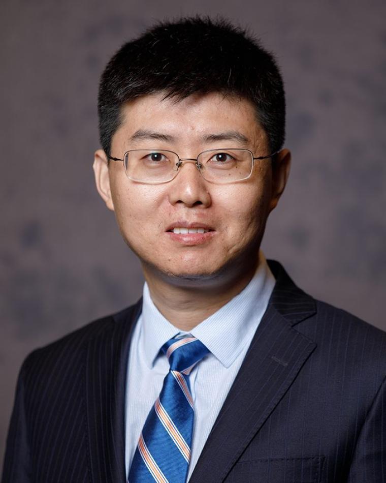 Shunqiao Sun